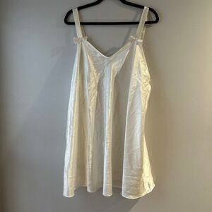 Vintage Avon Style White Satin Chemise Nightgown Bow Detail Made in USA 62714 LG